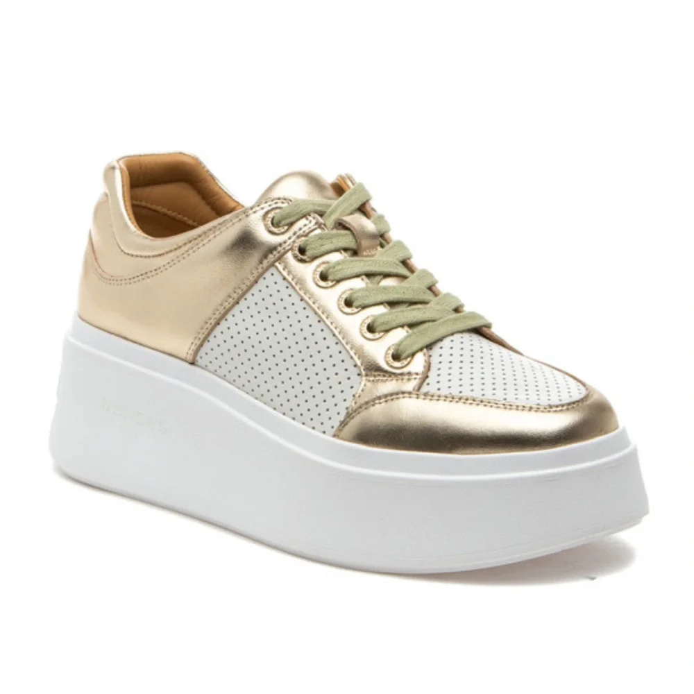 NWT J/SLIDES HARLOWE White/Light Gold Leather Sneaker - Picture 2 of 15